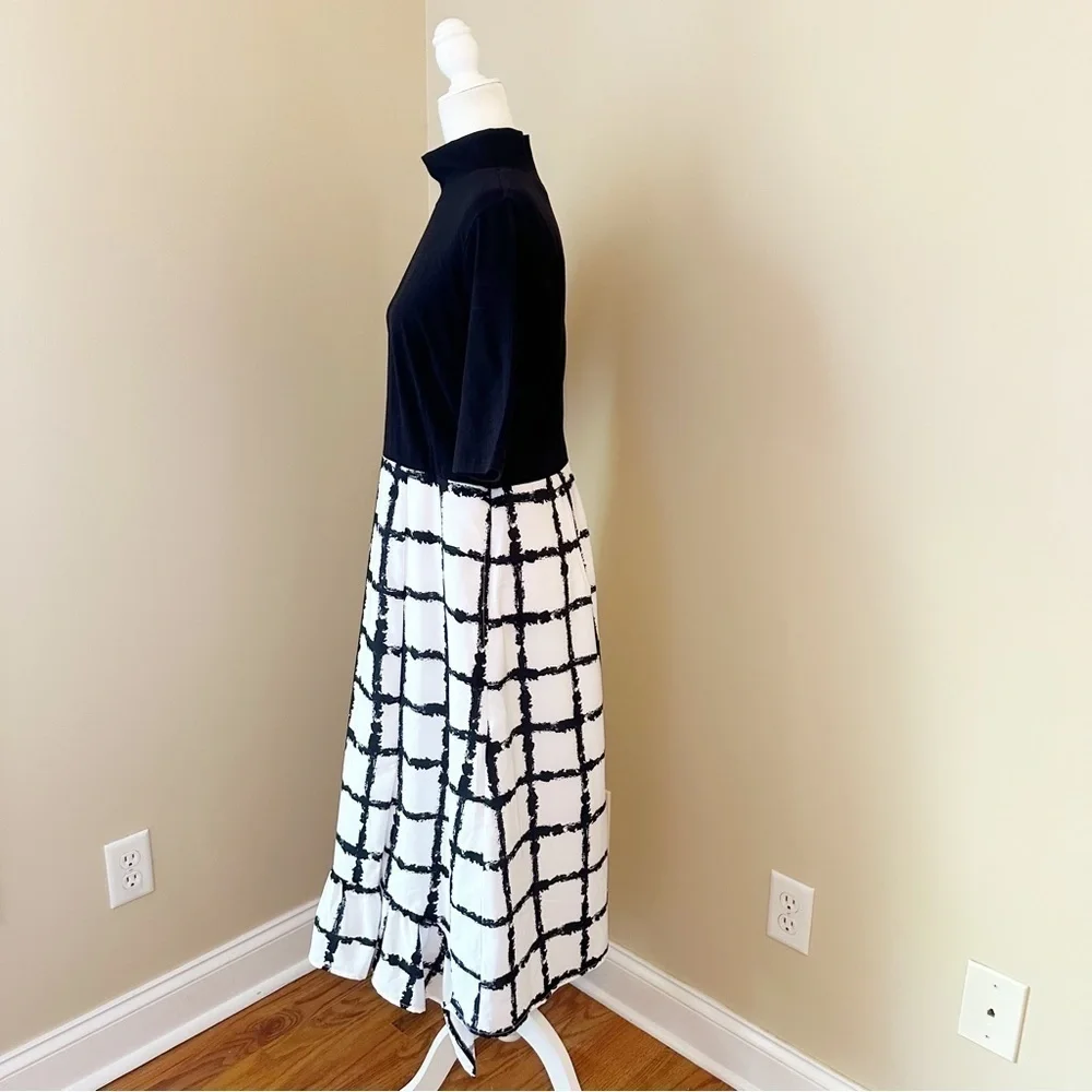Eshakti Zapelle Fit and Flare Mock Neck Black and White Dress - Large (14) - Picture 4 of 15